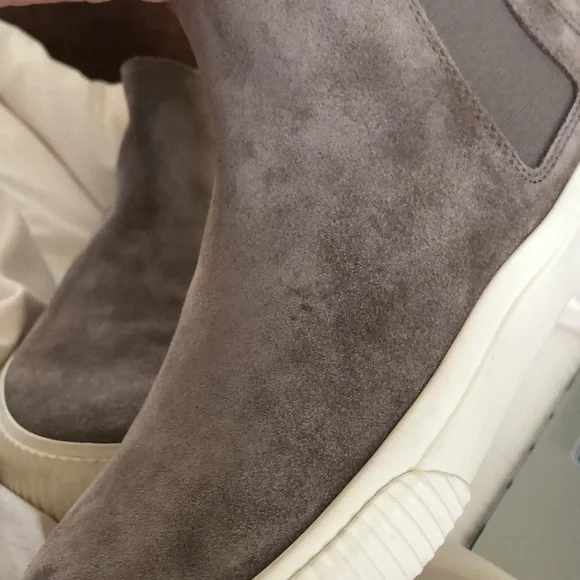 Vince Kelowna High Top Suede Platform Slip On Sneakers Size 8 - Picture 12 of 13